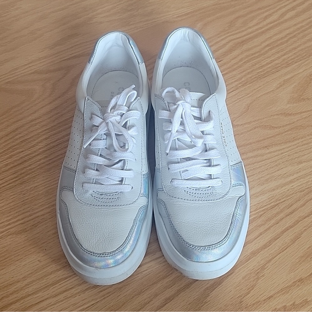 Cole Haan Grand white leather sneakers size 9 - Picture 1 of 4